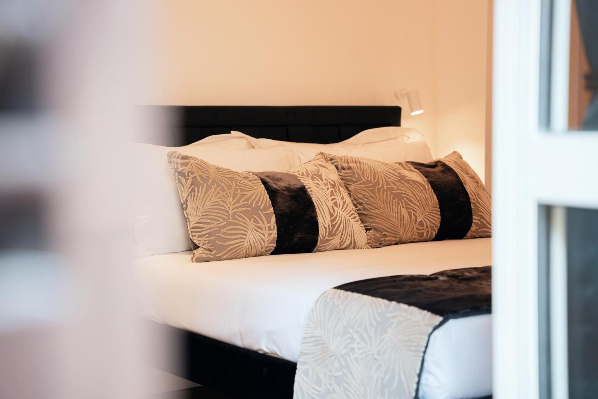 Naman Hotellerie - Monti Rome Bagian luar foto