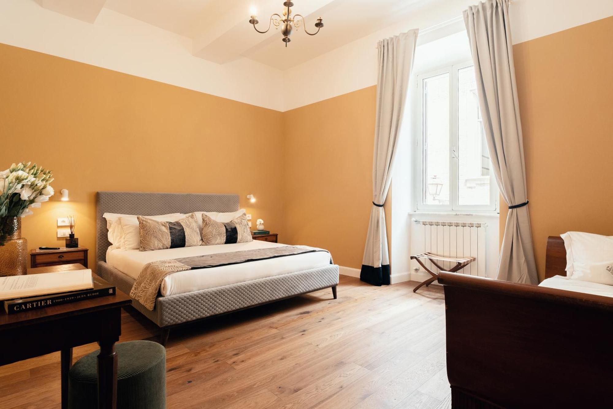 Naman Hotellerie - Monti Rome Bagian luar foto